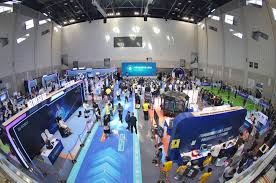 棒球与统计模型：预判特定投手在雨后湿度下的滑球位移衰减